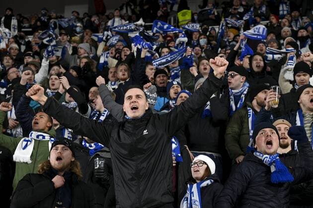 Fußball, WM Quali, Finnland - Frankreich Fußball, WM Quali, Finnland - Frankreich Finnish football supporters before the football Group D World Cup qualification match Finland vs France at the Helsinki Olympic Stadium in Helsinki, Finland on Tuesday, 16th Nov., 2021. Helsinki Finland LKFTJK20211116211350SHTO  Copyright: xMarkkuxUlanderx