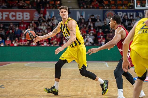 Achille Polonara 33 Fenerbahce , FC Bayern Basketball vs Fenerbahce Istanbul, Euroleague, 16 11 2021 Munich Bavaria Germany Copyright: xkolbert-press UlrichxGamelx