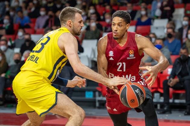 Marko Guduric 23 Fenerbahce , Augustine Rubit 21 FC Bayern , FC Bayern Basketball vs Fenerbahce Istanbul, Euroleague, 16 11 2021 Muenchen Bayern Germany Copyright: xkolbert-press UlrichxGamelx