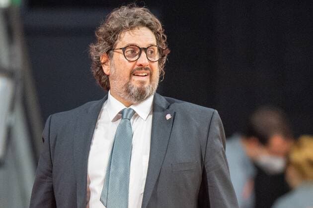 Head Coach Andrea Trinchieri FC Bayern , FC Bayern Basketball vs Fenerbahce Istanbul, Euroleague, 16 11 2021 Muenchen Bayern Germany Copyright: xkolbert-press UlrichxGamelx