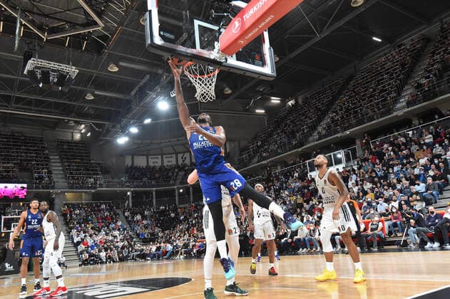 Basketball, Euroleague, ASVEL Lyon-Villeurbanne - Real Madrid Gueschon Yabusele (real madrid) BASKETBALL : LDLC ASVEL vs Real Madrid - Euroleague - 16 11 2021 FredericChambert Panoramic 