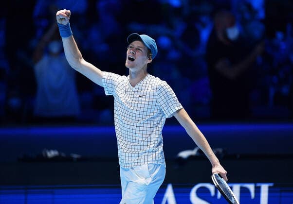 November 16, 2021, TURIN: Jannik Sinner of Italy celebrates after winning the match against Hubert Hurkacz of Poland at the Nitto ATP, Tennis Herren Finals in Turin, Italy, 16 November 2021..ANSA ALESSANDRO DI MARCO Tennis: Nitto ATP Finals in Turin  - ZUMAa110 20211116_zaf_a110_069 Copyright: xAlessandroxDixMarcox