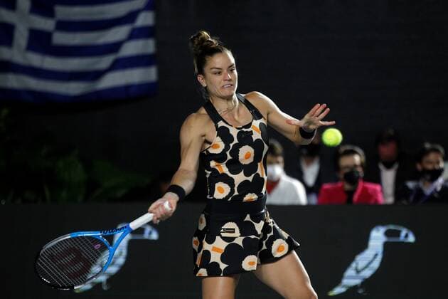 Maria Sakkari of Greece in action against Anett Kontaveit of Estonia, during a match of the singles semifinal of the AKRON WTA, Tennis Damen Finals tournament, in Guadalajara, Mexico, 16 November 2021. AKRON WTA Finals of Guadalajara !ACHTUNG: NUR REDAKTIONELLE NUTZUNG!  Copyright: xFranciscoxGuascox AME7958 20211117-a5eb88442d680ec86910756ebb097669afea31a7