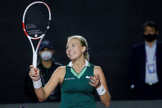 Anett Kontaveit of Estonia celebrates his win against Maria Sakkari of Greece, during a match of the singles semifinal of the AKRON WTA, Tennis Damen Finals tournament, in Guadalajara, Mexico, 16 November 2021. AKRON WTA Finals of Guadalajara !ACHTUNG: NUR REDAKTIONELLE NUTZUNG!  Copyright: xFranciscoxGuascox AME7943 20211117-c74a5fbbc3dc24bfdc0c562da45d5d698fe5d5cd