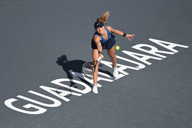 (211117) -- GUADALAJARA, Nov. 17, 2021 -- Spain s Paula Badosa hits a return during the women s singles semifinal against her compatriot Garbine Muguruza at the AKRON WTA, Tennis Damen Finals in Guadalajara, Mexico, Nov. 16, 2021. (Photo by Regina Cortina Xinhua) (SP)MEXICO-GUADALAJARA-TENNIS-WTA FINALS-SINGLES XinxYuewei 