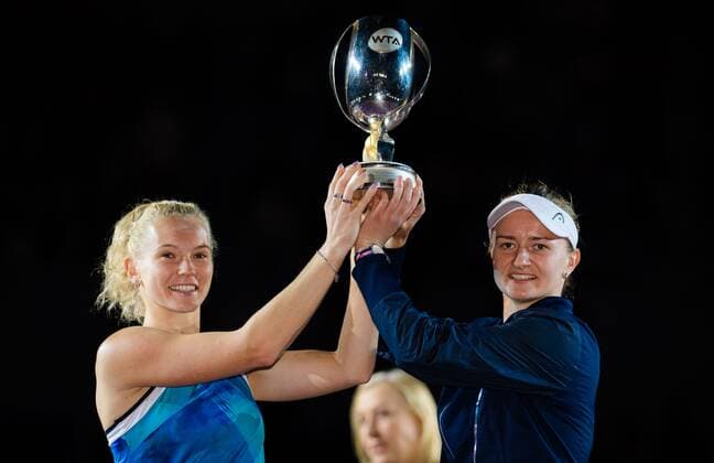 Mandatory Credit: Photo by Rob Prange Shutterstock (12596816ao) Barbora Krejcikova of the Czech Republic & Katerina Siniakova of the Czech Republic pose with their champions trophy after the doubles final of the 2021 Akron WTA, Tennis Damen Finals Guadalajara WTA tennis tournament Akron WTA Finals, Day 8, Tennis, Panamerican Tennis Center Guadalajara, Mexico - 17 Nov 2021 Akron WTA Finals, Day 8, Tennis, Panamerican Tennis Center Guadalajara, Mexico - 17 Nov 2021  Copyright: xRobxPrange Shutterstockx 12596816ao