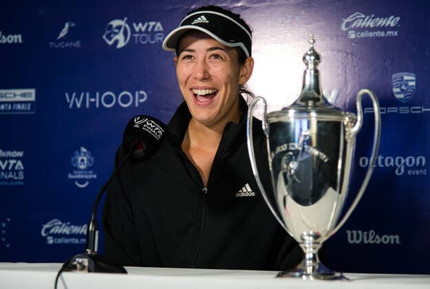 November 17, 2021, GUADALAJARA, MEXICO: Garbine Muguruza of Spain talks to the media alongside the champions trophy after winning the final of the 2021 Akron WTA, Tennis Damen Finals Guadalajara WTA tennis tournament GUADALAJARA MEXICO - ZUMAa181 20211117_zaa_a181_126 Copyright: xRobxPrangex