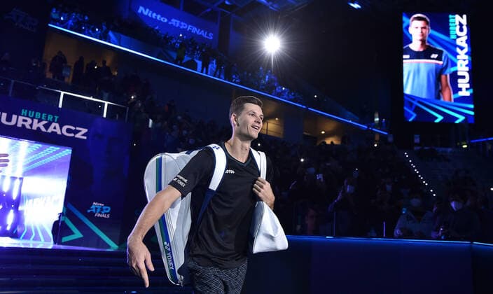 November 18, 2021, Turin, Italia: Hubert Hurkacz of Poland reacts during the match against against Alexander Zverev of Germany at the Nitto ATP, Tennis Herren Finals in Turin, Italy, 18 November 2021.ANSA ALESSANDRO DI MARCO Turin Italia - ZUMAa110 20211118_zaf_a110_037 Copyright: xAlessandroxDixMarcox