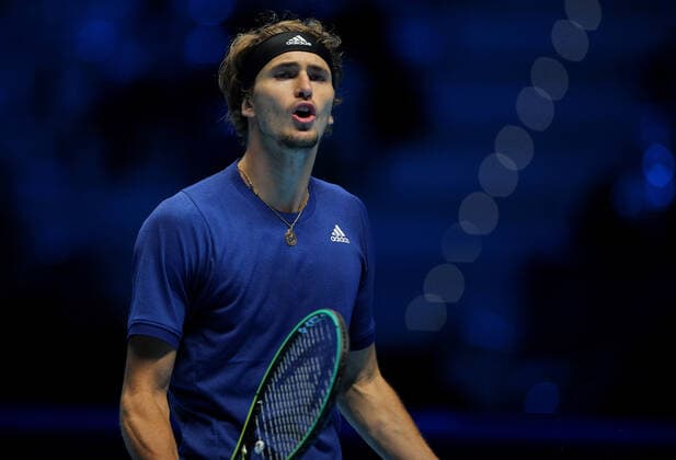 Mandatory Credit: Photo by Ella Ling Shutterstock (12604977l) Alexander Zverev of Germany frustrated Nitto ATP, Tennis Herren World Tour Finals, Day 5, Tennis, Pala Alpitour, Turin, Italy - 18 Nov 2021 Nitto ATP World Tour Finals, Day 5, Tennis, Pala Alpitour, Turin, Italy - 18 Nov 2021 Copyright: xEllaxLing Shutterstockx 12604977l