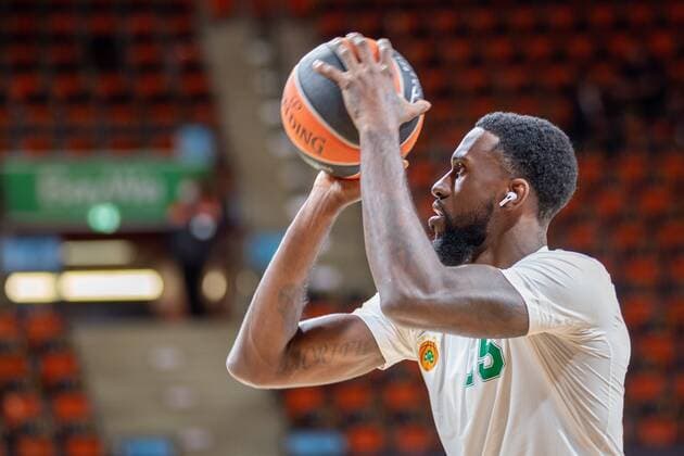 Okaro White 15 Panathinaikos Athens , FC Bayern Basketball vs Panathinaikos Athens, Euroleague, 18 11 2021 Munich Bavaria Germany Copyright: xkolbert-press UlrichxGamelx
