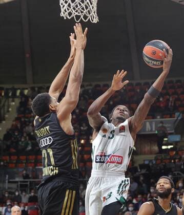 Bayerns 21 Augustine RUBIT vs pat03 Basketball, FC Bayern Athens, on 18 11 2021, Basketball Euroleague, FC Bayern Muenchen Basketball Panathinaikos Opap Athens, 2021 2022 season in Munich, A U D I D O M E, Germany Source Copyright Credit Oryk HAIST x1DX34031_2.JPGx