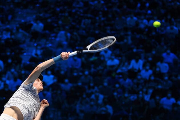 Photo Marco Alpozzi LaPresse November 18, 2021 Turin (Italy) Tennis Nitto ATP, Tennis Herren Finals - men s singles - Round Robin Daniil Medvedev Vs Jannik Sinner In the pic: Jannik Sinner (Italy)  Copyright: xMarcoxAlpozzi LaPressex