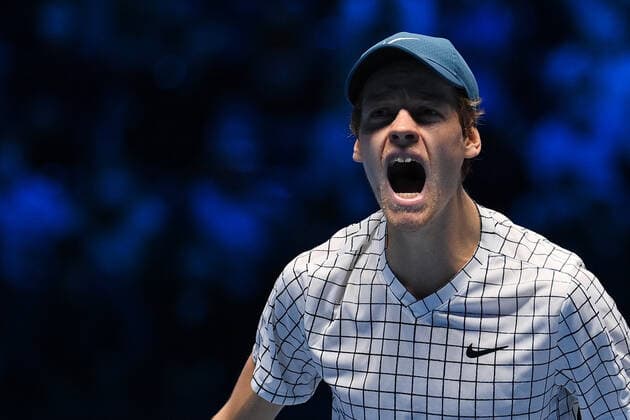 Photo Marco Alpozzi LaPresse November 18, 2021 Turin (Italy) Tennis Nitto ATP, Tennis Herren Finals - men s singles - Round Robin Daniil Medvedev Vs Jannik Sinner In the pic: Jannik Sinner (Italy) celebrates  Copyright: xMarcoxAlpozzi LaPressex