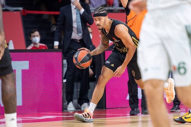 Nick Weiler Babb 0 FC Bayern , FC Bayern Basketball vs Panathinaikos Athens, Euroleague, 18 11 2021 Munich Bavaria Germany Copyright: xkolbert-press UlrichxGamelx
