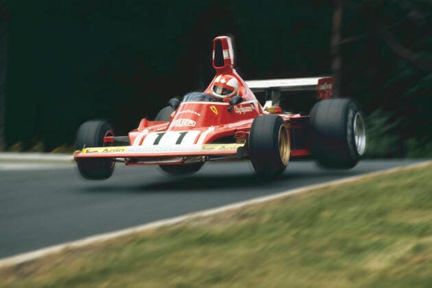 Cla Regazzoni im Ferrari 312T 3,0F12 beim G.P. on Deutschland auf dem Nürburgring Regazzoni kam im Training auf Platz 5 und flog im Rennen mit neuem Rundenrekord or auf Platz 2 schied dann aber in Runde 9 mit Motorschaden aus Regazzoni startete in 132 GP-Rennen und war dort 5x siegreich er hatte mehrere Unfälle und daher den Beinamen Der Unzerstörbare aber 1980 verunfallte er sehr schwer nachdem sein Bremspedal gebrochen war Verletzungen an der Wirbelsäule waren so schwer dass er danach querschnittgelähmt war trotzdem nahm der unzerstörbare Schweizer Rennfahrer per Handgas weiterhin an Rennen teil so fuhr er in den 80er und 90er Jahren mehrmals in der Ralle Paris - Dakar er beantragte sogar eine Fahrerlizenz für die Sportwagen-WM 1996 wenn auch erfolglos gleichzeitig engagierte er sich in mehreren Forschungsprojekten zur Querschnittslähmung 2006 erunfallte Regazzoni im normalen Straßenverkehr aus ungeklärter Ursache tödlich *** Cla Regazzoni in the Ferrari 312T 3,0F12 at the G P on Germany at the Nürburgring Regazzoni finished 5th in practice and flew to 2nd in the race with a new lap record but then retired on lap 9 with engine failure Regazzoni started in 132 GP races and was victorious 5 times he had several accidents and therefore the nickname The Indestructible but in 1980 he had a very serious accident after his brake pedal was broken injuries to his spine were so severe that he was paraplegic afterwards. nevertheless the indestructible Swiss racing driver continued to take part in races by hand throttle so he drove in the 80s and 90s several times in the Ralle Paris Dakar he even applied for a drivers license for the sports car world championship 1996 although unsuccessfully at the same time he engaged himself in several research projects to the paraplegia 2006 Regazzoni had a fatal accident in the normal traffic for unexplained cause