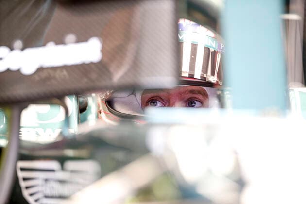 5 Sebastian Vettel GER, Aston Martin Cognizant F1 Team , F1 Grand Prix of Qatar at Losail International Circuit on November 19, 2021 in Doha, Qatar Photo by HOCH ZWEI Doha Qatar