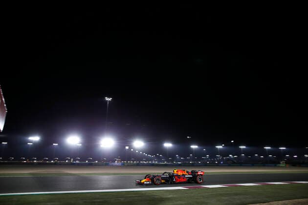 11 PEREZ Sergio (mex), Red Bull Racing Honda RB16B, action during the Formula 1 Ooredoo Qatar Grand Prix 2021, 20th round of the 2021 FIA Formula One World Championship, WM, Weltmeisterschaft from November 19 to 21, 2021 on the Losail International Circuit, in Lusail, Qatar - F1 - QATAR GRAND PRIX 2021 DPPI Panoramic  F12021GP20QAT_JK231850