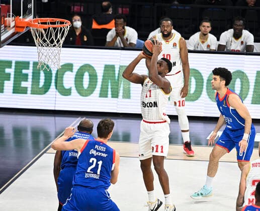 Elijah Bryant (6) , Tibor Pleiss (21) , Chris Singleton (2) of Anadolu Efes Istanbul and Alpha Diallo (11) , Will Thomas (10) of AS Monaco during the Turkish Airlines Euroleague match between Anadolu Efes Istanbul and As Monaco at Sinan Erdem Arena in Istanbul , Turkey on November 19 , 2021. 