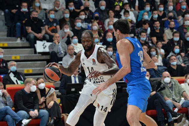 James Gist (asvel) BASKETBALL : LDLC ASVEL vs FC Barcelone - Euroleague - 19 11 2021 FredericChambert Panoramic 