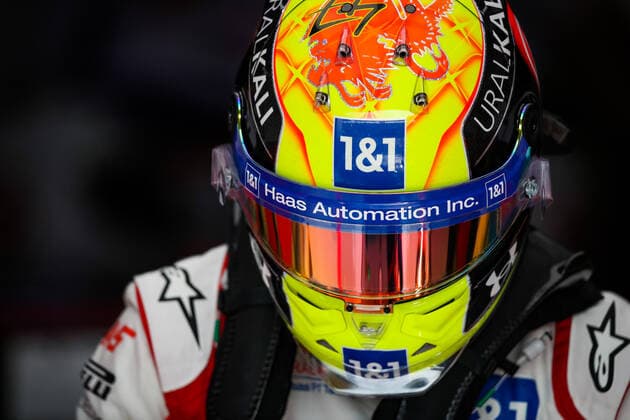 SCHUMACHER Mick (ger), Haas F1 Team VF-21 Ferrari, portrait helmet, casque, during the Formula 1 Ooredoo Qatar Grand Prix 2021, 20th round of the 2021 FIA Formula One World Championship, WM, Weltmeisterschaft from November 19 to 21, 2021 on the Losail International Circuit, in Lusail, Qatar - F1 - QATAR GRAND PRIX 2021 DPPI Panoramic  20211120_GOODEN_FG0D6435