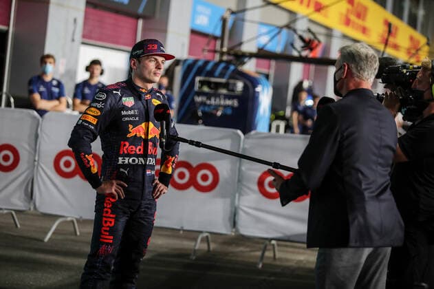 VERSTAPPEN Max (ned), Red Bull Racing Honda RB16B, portrait press conference, PK, Pressekonferenz during the Formula 1 Ooredoo Qatar Grand Prix 2021, 20th round of the 2021 FIA Formula One World Championship, WM, Weltmeisterschaft from November 19 to 21, 2021 on the Losail International Circuit, in Lusail, Qatar - F1 - QATAR GRAND PRIX 2021 DPPI Panoramic  FGO06311