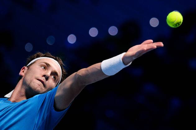 Italy Tennis ATP, Tennis Herren Finals 6700551 20.11.2021 Norway s Casper Ruud serves a ball during the group stage singles semifinal tennis match of the ATP Finals against Russia s Daniil Medvedev at the Pala Alpitour venue in Turin, Italy. Alexey Filippov Sputnik Turin Italy  Copyright: xAlexeyxFilippovx