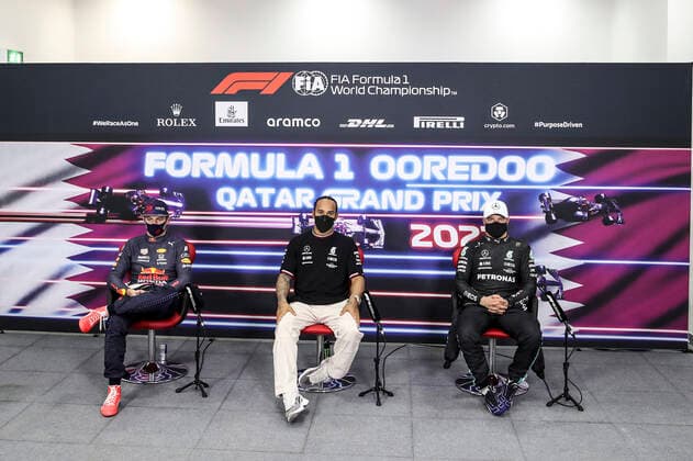 33 Max Verstappen NED, Red Bull Racing , 44 Lewis Hamilton GBR, Mercedes AMG Petronas F1 Team , 77 Valtteri Bottas FIN, Mercedes AMG Petronas F1 Team , F1 Grand Prix of Qatar at Losail International Circuit on November 20, 2021 in Doha, Qatar Photo by HOCH ZWEI Doha Qatar
