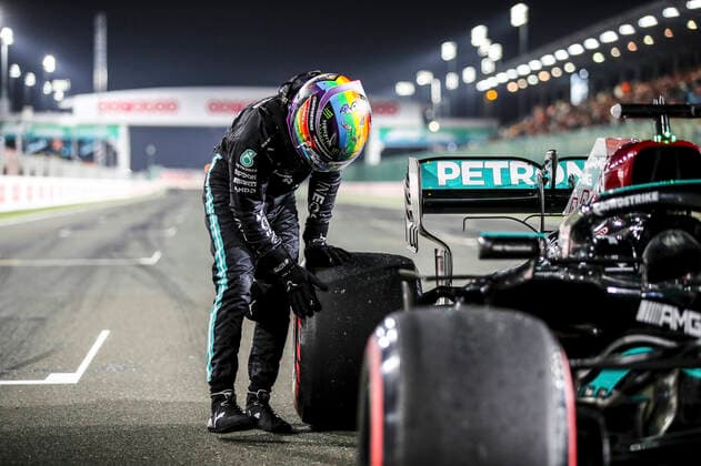 44 Lewis Hamilton GBR, Mercedes AMG Petronas F1 Team , F1 Grand Prix of Qatar at Losail International Circuit on November 20, 2021 in Doha, Qatar Photo by HOCH ZWEI Doha Qatar