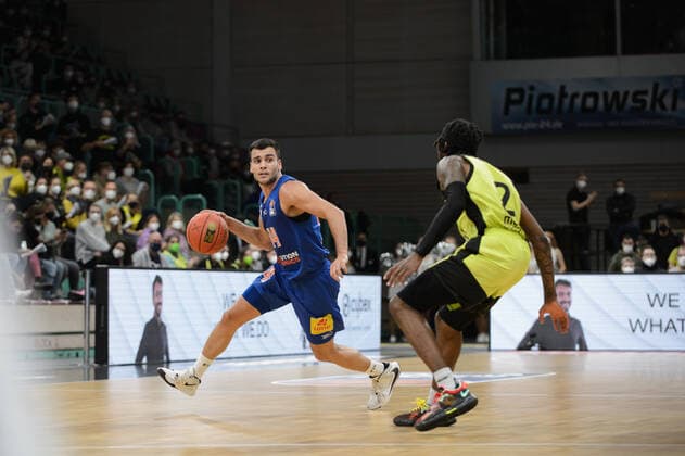 Nikola Rebic 44 MBC Weissenfels vs Sacar Anim 2 medi Bayreuth during the game medi Bayreuth vs syntainics MBC Weissenfels Basketball, Bundesliga, 20 11 2021, season 2021 2022, 8 match day Copyright xErikxHillmer EIBNERx EP EHR medi Bayreuth vs syntainics MBC Weissenfels Basketball, Bundesliga, 20 11 2021, season 2021 2022, 8 match day Bayreuth Copyright: xErikxHillmer EIBNERx EP_EHR