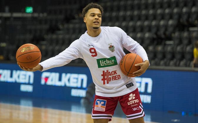 GER, Basketball,BCL, EWE Baskets Oldenburg vs JobStairs Giessen 46ers 20 11 2021, EWE Arena, Oldenburg, GER, easy Credit BBL, EWE Baskets Oldenburg vs JobStairs Giessen 46ers , pictured two balls before the game Maximilian Maalik BEGUE JobStairs Giessen 46ers 9 nordphotoxRojahn nph00310