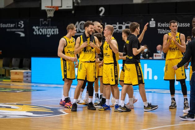 Tigers Tuebingen wins over Rasta Vechta Tigers Tuebingen vs Rasta Vechta, 2 Basketball Bundesliga, Pro A, Barmer 2 Basketball, 11 Spieltag , Spielzeit 2021 2022, 20 11 2021 Tigers Tuebingen vs Rasta Vechta, 2 Basketball Bundesliga, Pro A, Barmer 2 Basketball, 11 Spieltag , Spielzeit 2021 2022, 20 11 2021 Rottenburg am Neckar Copyright: xNinaxSanderx xEibnerxPressefotox EP_NSR