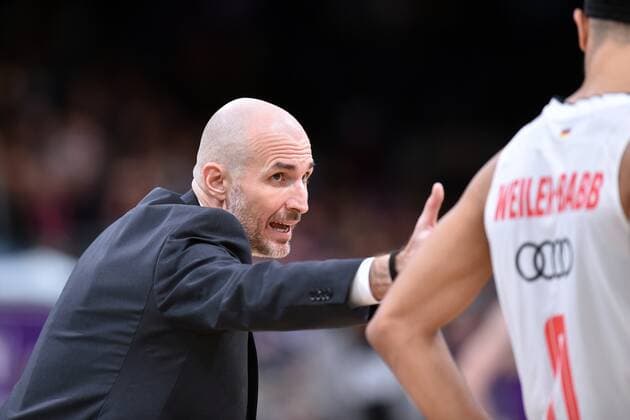 Slaven Rimac Assistant Coach FC Bayern Muenchen , Basketball, Bundesliga, BBL, BG Goettingen FC Bayern Muenchen, 21 11 2021, BG Goettingen FC Bayern Muenchen, Basketball, Bundesliga, GER, BBL, 21 11 2021 Goettingen Copyright: xEibner-Pressefotox-xRolandxSippelx