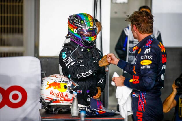 HAMILTON Lewis (gbr), Mercedes AMG F1 GP W12 E Performance, VERSTAPPEN Max (ned), Red Bull Racing Honda RB16B, portrait during the Formula 1 Ooredoo Qatar Grand Prix 2021, 20th round of the 2021 FIA Formula One World Championship, WM, Weltmeisterschaft from November 19 to 21, 2021 on the Losail International Circuit, in Lusail, Qatar - F1 - QATAR GRAND PRIX 2021 - RACE DPPI Panoramic  00121042__B2_4953.JPG_