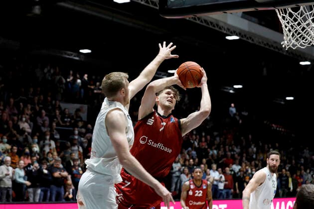 21 11 2021, easyCredit Basketball Bundesliga, BBL, 2021 2022 season, men, Chemnitz Niners MLP Academics Heidelberg Jonas Richter, Niners Chemnitz Chemnitz Fair Chemnitz Saxony Germany