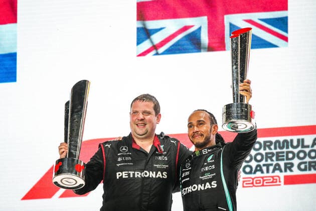 HAMILTON Lewis (gbr), Mercedes AMG F1 GP W12 E Performance, portrait podium during the Formula 1 Ooredoo Qatar Grand Prix 2021, 20th round of the 2021 FIA Formula One World Championship, WM, Weltmeisterschaft from November 19 to 21, 2021 on the Losail International Circuit, in Lusail, Qatar - F1 - QATAR GRAND PRIX 2021 - RACE DPPI Panoramic  20211121_GOODEN_FG0D8777