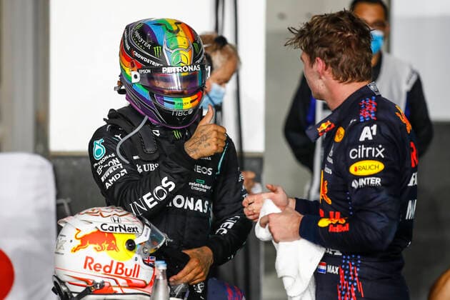 HAMILTON Lewis (gbr), Mercedes AMG F1 GP W12 E Performance, portrait VERSTAPPEN Max (ned), Red Bull Racing Honda RB16B, portrait during the Formula 1 Ooredoo Qatar Grand Prix 2021, 20th round of the 2021 FIA Formula One World Championship, WM, Weltmeisterschaft from November 19 to 21, 2021 on the Losail International Circuit, in Lusail, Qatar - F1 - QATAR GRAND PRIX 2021 - RACE DPPI Panoramic  00121042__B2_4958