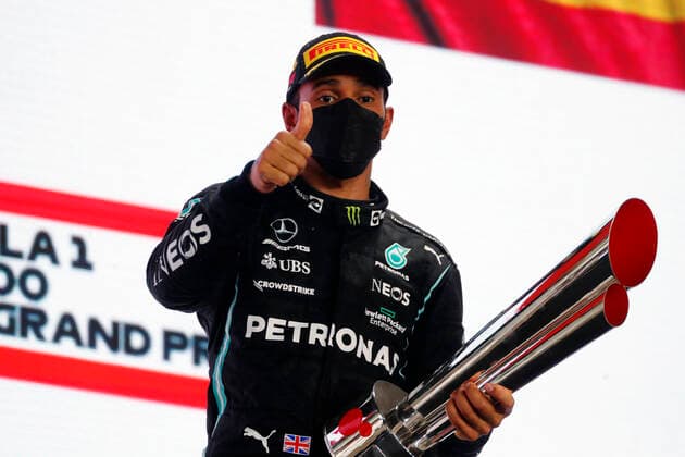 Sport Bilder des Tages F1 Grand Prix of Qatar 44 Lewis Hamilton (GBR, Mercedes-AMG Petronas F1 Team), F1 Grand Prix of Qatar at Losail International Circuit on November 21, 2021 in Doha, Qatar. (Photo by Steven Tee LAT Motorsport Images FIA Pool via HOCH ZWEI) Doha Qatar Poolfoto HOCH ZWEI Pool Motorsport Images ,EDITORIAL USE ONLY