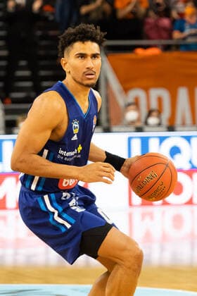 Maodo Lo Alba Berlin, 0 GER, Ratiopharm Ulm vs Alba Berlin, easycredit 1 Bundesliga Basketball, 08 matchday, season 2021 22, 21 11 2021 Ratiopharm Ulm vs Alba Berlin, 1 Basketball Bundesliga New Ulm. Copyright: xEibner-Pressefoto RogerxBuerkex EP_EER
