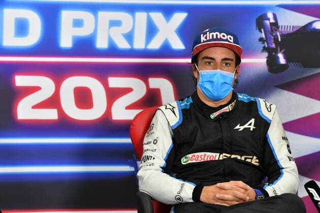 F1 Grand Prix of Qatar 14 Fernando Alonso (ESP, Alpine F1 Team), F1 Grand Prix of Qatar at Losail International Circuit on November 21, 2021 in Doha, Qatar. (Photo by Mark Sutton LAT Motorsport Images FIA Pool via HOCH ZWEI) Doha Qatar Poolfoto HOCH ZWEI Pool Motorsport Images ,EDITORIAL USE ONLY