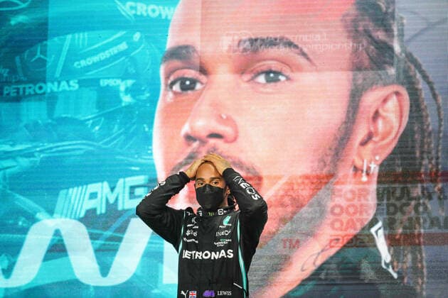 HAMILTON Lewis (gbr), Mercedes AMG F1 GP W12 E Performance, portrait podium during the Formula 1 Ooredoo Qatar Grand Prix 2021, 20th round of the 2021 FIA Formula One World Championship, WM, Weltmeisterschaft from November 19 to 21, 2021 on the Losail International Circuit, in Lusail, Qatar - F1 - QATAR GRAND PRIX 2021 - RACE DPPI Panoramic  20211121_GOODEN_FG0D8648