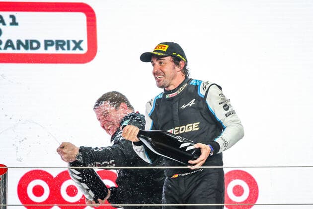 ALONSO Fernando (spa), Alpine F1 A521, portrait podium during the Formula 1 Ooredoo Qatar Grand Prix 2021, 20th round of the 2021 FIA Formula One World Championship, WM, Weltmeisterschaft from November 19 to 21, 2021 on the Losail International Circuit, in Lusail, Qatar - F1 - QATAR GRAND PRIX 2021 - RACE DPPI Panoramic  20211121_GOODEN_FG0D8731