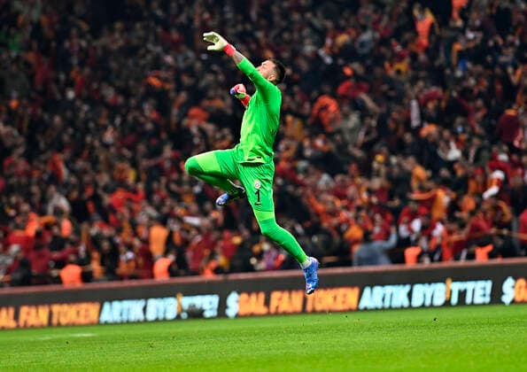 Goalkeeper Fernando Muslera of Galatasaray during the Turkish super league big derby match between Galatasaray and Fenerbahce at NEF stadium in Istanbul , Turkey on November 21, 2021. 