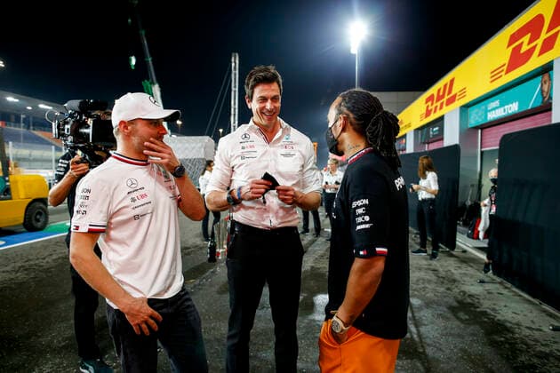 WOLFF Toto (aut), Team Principal & CEO Mercedes AMG F1 GP, HAMILTON Lewis (gbr), Mercedes AMG F1 GP W12 E Performance, portrait during the Formula 1 Ooredoo Qatar Grand Prix 2021, 20th round of the 2021 FIA Formula One World Championship, WM, Weltmeisterschaft from November 19 to 21, 2021 on the Losail International Circuit, in Lusail, Qatar - F1 - QATAR GRAND PRIX 2021 - RACE DPPI Panoramic  F12021GP20QAT_JK236663
