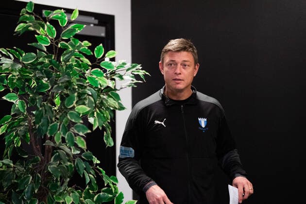 211122 Jon Dahl Tomasson, head coach during a press conference with Malmö FF on November 22, 2021 in Malmö Photo Petter Arvidson BILDBYRAN code PA PA0338 football football soccer football champions league training press conference training practice press conference malmö ff bbeng,  Copyright: PETTERxARVIDSON BB211122PA007