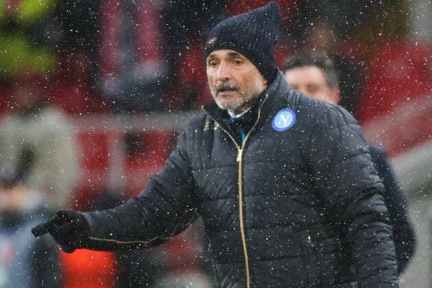 MOSCOW, RUSSIA - NOVEMBER 24, 2021: Napoli s head coach Luciano Spalletti at the 2021 22 UEFA Europa League Group C Round 5 match between Spartak Moscow and SSC Napoli at Otkrytie Bank Arena. Sergei Fadeichev TASS  TS1192FB