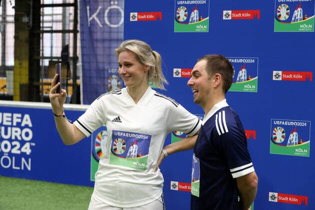 1 FC Köln Host city Cologne welcomes delegation from DFB and UEFA At the kick off event, Team Cologne will take on Team Euro 2024 for a show match, from left Britta Heidemann, Philipp Lahm, 25 11 2021, pic. DUS900