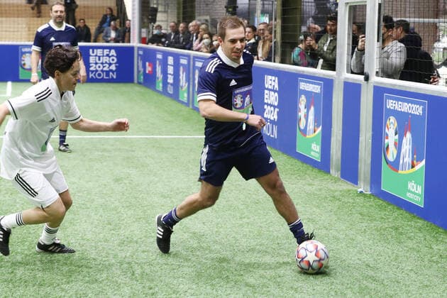 1 FC Köln Host city Cologne welcomes delegation from DFB and UEFA At the kick off event, Team Cologne will take on Team Euro 2024 for a show match, from left Nicole Bender, Philipp Lahm, 25 11 2021, pic. DUS900