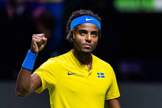 211125 Elias Ymer of Sweden celebrates after the Davis Cup Finals group stage tennis match between Canada and Sweden on November 25, 2021 in Madrid Photo Mathias Bergeld BILDBYRAN kod MB MB0271 tennis davis cup davis cup finals davis cup finals 2021 canada sweden bbeng sverige kanada jubel,  Copyright: MATHIASxBERGELD BB211125MB015