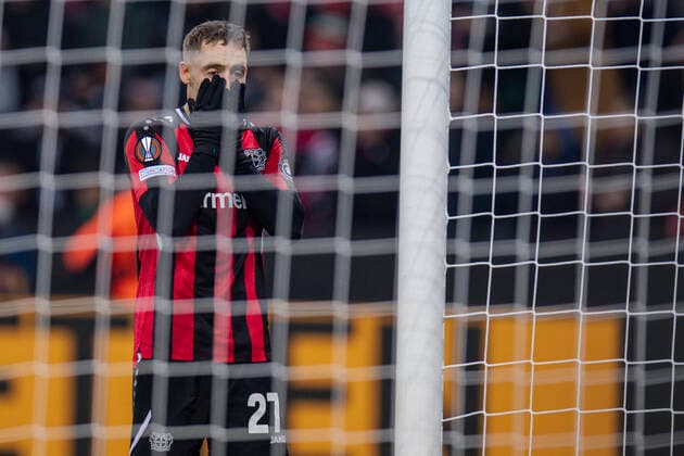 Football UEFA Europa League, Matchday 5, Bayer 04 Leverkusen Celtic Glasgow on 25 11 2021 in Leverkusen North Rhine Westphalia Leverkusen s Florian Wirtz disappointment, facial expressions, half figure, UEFA REGULATES PROHIBIT ANY USE OF PHOTOGRAPHS AS IMAGE SEQUENCES AND OR QUASI VIDEO Copyright: xChristopherxNeundorfx