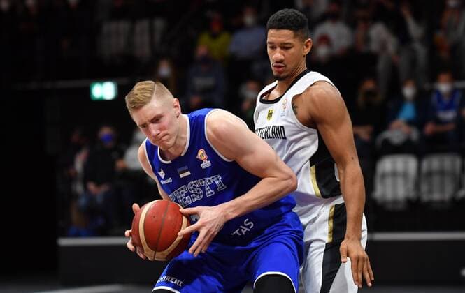 25 11 2021 Basketball International Qualifiers World Cup European Qualifiers Germany Germany vs Estonia Estonia Rauno Nurger 20, Estonia Karim Jallow 35, Germany